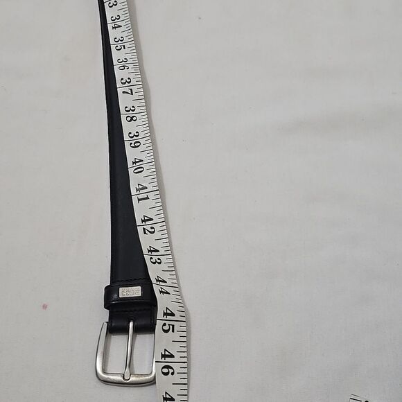 HUGO BOSS Umbe Black Leather Belt 1.5in Wide, 45in Long - Picture 4 of 6